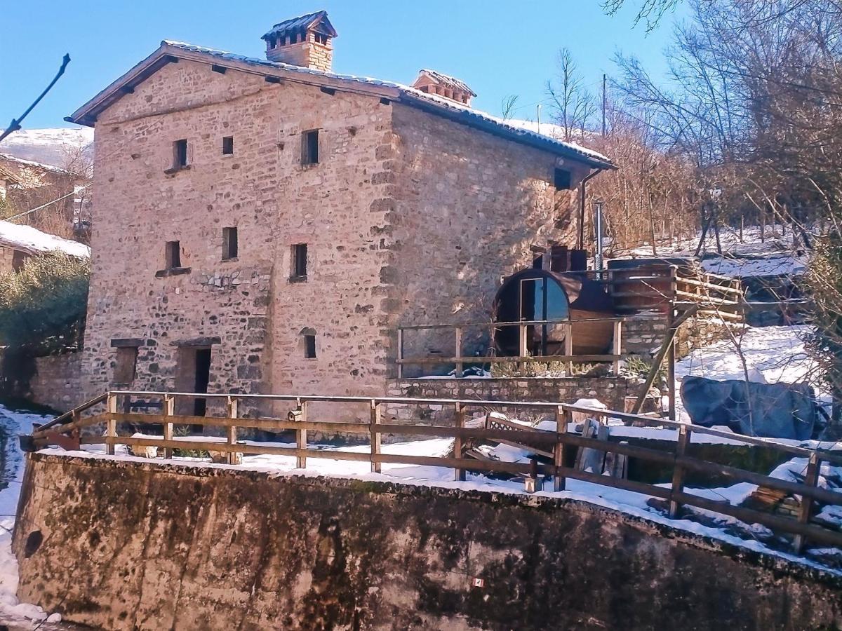Maison En Pierre Fiastra Exteriér fotografie